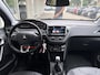 Peugeot 2008 1.2T 130pk Allure | Achteruitrijcamera | Climate Control | Nette staat | Apple Carplay/Android Auto | Privacy Glass | Half lederen bekleding | Navigatie