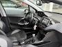 Peugeot 2008 1.2T 130pk Allure | Achteruitrijcamera | Climate Control | Nette staat | Apple Carplay/Android Auto | Privacy Glass | Half lederen bekleding | Navigatie