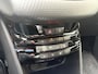 Peugeot 2008 1.2T 130pk Allure | Achteruitrijcamera | Climate Control | Nette staat | Apple Carplay/Android Auto | Privacy Glass | Half lederen bekleding | Navigatie