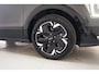 Kia Niro EV e-Niro DynamicLine 64.8 kWh 3-fase [ Navi Adapt.cruise Camera Stoel-en stuurverwarming ]