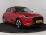 Suzuki Swift 1.2 Style Smart Hybrid | Dodehoek detectie | Parkeersensoren Achter | Climate Control | Cruise Control Adaptive | Keyless Entry/Start | LED verlichting | Lichtmetalen velgen | Stoelverwarming |
