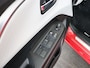Suzuki Swift 1.2 Style Smart Hybrid | Dodehoek detectie | Parkeersensoren Achter | Climate Control | Cruise Control Adaptive | Keyless Entry/Start | LED verlichting | Lichtmetalen velgen | Stoelverwarming |