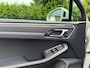 Porsche Macan 2.0, Facelift, Luchtvering, Pano, Sportuitlaat, Leder, Stuurverw, Krijt Grijs