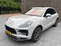 Porsche Macan 2.0, Facelift, Luchtvering, Pano, Sportuitlaat, Leder, Stuurverw, Krijt Grijs