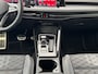 Volkswagen Golf 1.5 130pk eTSI R-Line Business Parkeersensoren voor en achter | 'App-Connect' voor Apple CarPlay en Android  Auto | Digitale radio-ontvangst DAB+