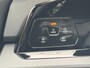 Volkswagen Golf 1.5 130pk eTSI R-Line Business Parkeersensoren voor en achter | 'App-Connect' voor Apple CarPlay en Android Auto | Digitale radio-ontvangst DAB+