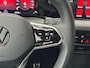 Volkswagen Golf 1.5 130pk eTSI R-Line Business Parkeersensoren voor en achter | 'App-Connect' voor Apple CarPlay en Android  Auto | Digitale radio-ontvangst DAB+