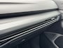 Volkswagen Golf 1.5 130pk eTSI R-Line Business Parkeersensoren voor en achter | 'App-Connect' voor Apple CarPlay en Android  Auto | Digitale radio-ontvangst DAB+