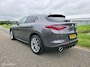 Alfa Romeo Stelvio 2.0 T 280pk / AWD / Leder / Camera / Navi
