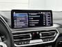 BMW X3 xDrive30e High Executive | LEDER | PANORAMADAK | HARMAN KARDON | HEAD-UP DISPLAY | MEMORY STOELEN | STOELVERWARMING | DODEHOEKSENSOREN | SFEERVERLICHTING | GROOTLICHTASSISTENT | APPLE CARPLAY | ANDROID AUTO | NAVIGATIE | ACHTERUITRIJCAMERA | PARKEERASSISTENT | CRUISE CONTROL | DRIVING MODES |