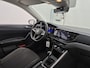 Volkswagen Polo 1.0 TSI Life Business | Apple carplay/Android auto | Adaptive cruise control | Draadloze telefoonlader | Navigatie | Parkeersensoren voor en achter | Rijstrook sensor | Start/stop systeem | Voorstoelen verwarmbaar |