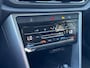 Volkswagen T-Roc 1.0 115pk TSI Life Edition Achteruitrijcamera 'Rear View' | Parkeerassistent (Park Assist) | Automatische airconditioning 'Climatronic', 2-zone