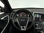 Volvo XC60 T5 FWD R-Design | Park assist | Stoelverwarming | Elektrische stoelen | Cruise control