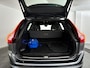 Volvo XC60 T5 FWD R-Design | Park assist | Stoelverwarming | Elektrische stoelen | Cruise control