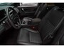 Land Rover Discovery Sport 1.5 P270e PHEV Panodak Leer Navi Camera PDC LM velgen Elektr. achterklep Elektr. trekhaak Meridian Soundsystem Climate Memory seats Stoelverwarming voor & achter LM velgen