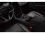 Land Rover Discovery Sport 1.5 P270e PHEV Panodak Leer Navi Camera PDC LM velgen Elektr. achterklep Elektr. trekhaak Meridian Soundsystem Climate Memory seats Stoelverwarming voor & achter LM velgen