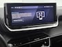 Peugeot 2008 1.2 100pk Allure | Trekhaak | Navigatie | Climate Control | Cruise Control | Camera | 17"LMV | Stoelverwarming | Keyless Entry/start |
