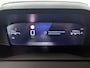 Peugeot 2008 1.2 100pk Allure | Trekhaak | Navigatie | Climate Control | Cruise Control | Camera | 17"LMV | Stoelverwarming | Keyless Entry/start |