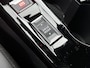 Peugeot 2008 1.2 100pk Allure | Trekhaak | Navigatie | Climate Control | Cruise Control | Camera | 17"LMV | Stoelverwarming | Keyless Entry/start |