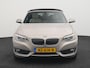 BMW 2-Serie Cabrio 220i High Executive | Cabriolet | HiFi System Harman Kardon | Automaat | Leder Dakota Canberrabeige | BI-xenon koplampen | Interieurlijsten Edelhoutuitvoering Fineline Pure | 12 Maanden BOVAG Garantie |