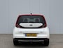 Kia e-Soul DynamicPlusLine 64 kWh | Stoel- Stuurverwarming | Achteruitrijcamera | Adaptieve Cruise Control | DAB Radio | Climate Control |