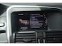 Volvo XC60 5 Cilinder AWD D4 R-Design | Adaptive Cruise | Panoramadak | Trekhaak 2000KG | Stoel + Stuur Verwarmd | Standkachel |