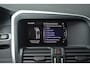 Volvo XC60 5 Cilinder AWD D4 R-Design | Adaptive Cruise | Panoramadak | Trekhaak 2000KG | Stoel + Stuur Verwarmd | Standkachel |