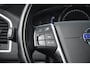 Volvo XC60 5 Cilinder AWD D4 R-Design | Adaptive Cruise | Panoramadak | Trekhaak 2000KG | Stoel + Stuur Verwarmd | Standkachel |