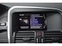 Volvo XC60 5 Cilinder AWD D4 R-Design | Adaptive Cruise | Panoramadak | Trekhaak 2000KG | Stoel + Stuur Verwarmd | Standkachel |