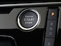 Peugeot 3008 1.6 plug-in Hybrid 195PK Allure Keyless | Apple Carplay | Trekhaak | Camera | NOW OR NEVBER DEAL !!!