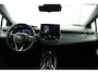 Toyota Corolla Touring Sports 1.8 Hybrid Executive Limited | Head Up Display | Stoel- en Stuurwielverwarming | Bearlock | Camera | Privacy Glass | Bi-Tone |
