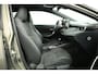 Toyota Corolla Touring Sports 1.8 Hybrid Executive Limited | Head Up Display | Stoel- en Stuurwielverwarming | Bearlock | Camera | Privacy Glass | Bi-Tone |
