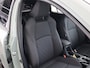 Toyota Corolla Cross Hybrid 140 Business Plus | BTW Voertuig | Dealer Onderhouden | Dodehoek detectie | Parkeersensoren voor+achter | Elektrische Achterklep | Draadloze telefoonlader | Apple CarPlay/Android Auto | Achteruitrijcamera |