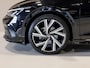 Volkswagen Golf 1.5 eTSI R-Line Business+ / 150pk / Achteruitrij camera / Stoelverwarming /