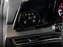 Volkswagen Golf 1.5 eTSI R-Line Business+ / 150pk / Achteruitrij camera / Stoelverwarming /
