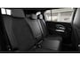 Mercedes-Benz GLB 250+ Business Solution AMG | Vast panoramadak | Trekhaak | Derde zitrij voor twee personen | Stoelverwarming voor | Spiegelpakket | Parkeerpakket
