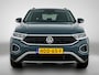 Volkswagen T-Roc 1.0 TSI Life Edition | 116 PK | Trekhaak Afneembaar | Parkeer sensoren voor en achter | Parkeer camera | Adaptive cruise control | Automatische airco 2 zone | dodehoek detectie |