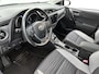 Toyota Auris 1.8 Hybrid Dynamic | Panoramadak | Navigatie | Climate Control | Cruise Control | Buitenspiegels elektrisch verstel&inklapbaar | Achteruitrijcamera |