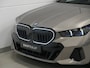 BMW 5-Serie Touring 550e xDrive Bowers Wilkins | Panoramadak | Stoelventilatie | Alcantara Hemel
