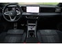 Volkswagen Tiguan 1.5 eHybrid R-Line Business Aut. | 2x R-Line | IQ Light | Slechts 3200KM | Massage | Adaptief | Dodehoek | LED