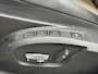 Volvo V40 Cross Country 2.0 T3 Summum / Trekhaak / Achteruitrijcamera & sensoren achter / Stoelverwarming / Elektrisch verstelbare bestuurdersstoel / Cruise Control / Climate Control /