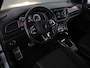 Volkswagen T-Roc 1.5 TSI Sport 150 pk Automaat (DSG) | Navigatie via App | Parkeersensoren | Autom. airco | Stoelverwarming | Black Style pakket |