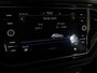 Volkswagen T-Roc 1.5 TSI Sport 150 pk Automaat (DSG) | Navigatie via App | Parkeersensoren | Autom. airco | Stoelverwarming | Black Style pakket |