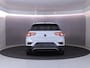 Volkswagen T-Roc 1.5 TSI Sport 150 pk Automaat (DSG) | Navigatie via App | Parkeersensoren | Autom. airco | Stoelverwarming | Black Style pakket |