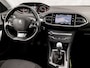 Peugeot 308 SW 1.2 PureTech Sport (PANORAMADAK, APPLE CARPLAY, GROOT NAVI, PARKEERSENSOREN, GETINT GLAS, SPORTSTOELEN, LANE ASSIST, CRUISE, NIEUWSTAAT)