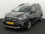 Dacia Jogger 1.0 TCe 100 Bi-Fuel Extreme 5p. | ALL SEASON BANDEN | TREKHAAK | KEYLESS ENTRY | AIRCONDITIONING | NAVIGATIE APPLE & ANDROID CARPLAY |