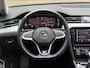 Volkswagen Passat Variant 1.4 TSI 218pk PHEV GTE | Panoramadak | Wegklapbare trekhaak | Matrix-LED | Adaptieve cruise | Dodehoekassistent | Virtueel cockpit | Camera | Stoel&stuurverwarming | 20 inch velgen | Keyless | DAB | Apple CarPlay | Volledig onderhouden
