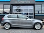BMW 1-Serie 118i Business Line Airco Cruise Alpine Soundsysteem 17inch Zeer mooie auto!!