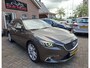 Mazda 6 Sportbreak 2.0 SkyActiv-G 165 Skylease GT Limited. Dealer onderhouden, zeer netjes en luxe, o.a. camera, stoelverwarming.