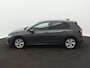 Volkswagen Golf 1.5 eHybrid Life Edition 204 PK Automaat | #AD | Plug in Hybride | Trekhaak | Apple Carplay | Parkeersensoren | 17" Lichtmetalen velgen | Adaptieve cruise control | Camera | LED koplampen | Ruiten getint | Android Auto |